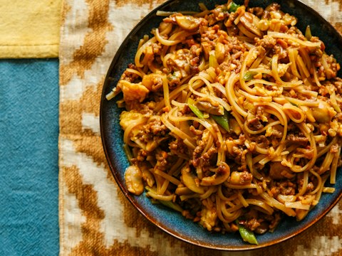 Garlic Noodles